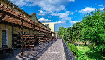 乐呵呵 地乌克兰酒店王子特鲁贝茨科伊酒庄城堡阳光明媚的夏天一天酒店的酒庄王子特鲁贝茨科伊乌克兰