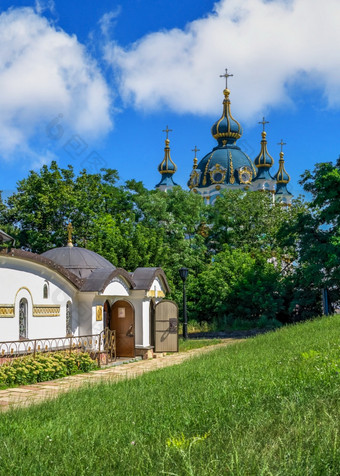 基辅乌克兰教堂尼古拉斯玛拉附近的基辅Detinets乌克兰阳光明媚的夏天一天教堂尼古拉斯玛拉基辅乌克兰