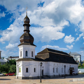 基辅乌克兰麦克时修道院基辅乌克兰阳光明媚