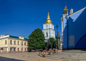 基辅乌克兰麦克时修道院基辅乌克兰阳光明媚