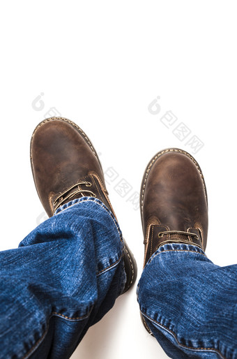 但rsquo棕色（的）<strong>靴子</strong>和蓝色的牛仔裤孤立的白色Bacground但rsquo棕色（的）<strong>靴子</strong>和蓝色的牛仔裤孤立的