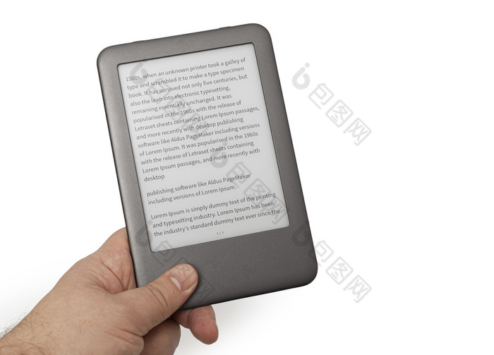 持有电子书读者手包括剪裁路径为屏幕和书与手loremipsum文本电子书屏幕