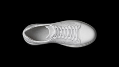 完整的白色运动鞋孤立的白色背景与剪裁路径