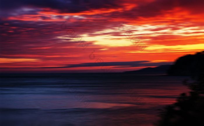 水平生动的红色的橙色充满活力的日落海洋地平线运动抽象背景背景水平生动的红色的橙色充满活力的日落海洋地平线运动