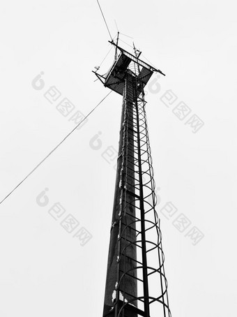 垂直黑色的和白色冬天视线塔<strong>赛博朋克</strong>背景背景垂直黑色的和白色冬天视线塔<strong>赛博朋克</strong>孤立的