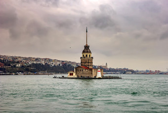 少女塔塔莱安德罗女孩塔宁静的风景的入口博斯普鲁斯海峡海峡伊斯坦布尔火鸡