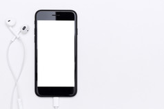 电话空白屏幕和耳机白色表格前视图