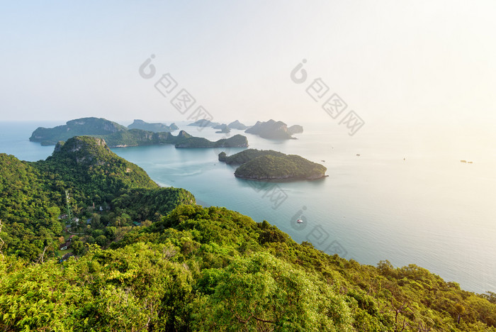 日出这丁字裤高角视图从wua腿上岛美丽的自然景观日出在的海这丁字裤国家海洋公园著名的旅游目的地这封信他尼府泰国