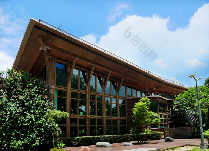 台北公共图书馆beitou分支beitou热春天区域台北城市台湾的图书馆木建筑设计与大窗户保存能源