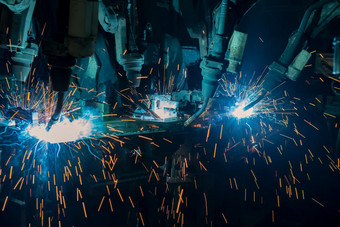 团队工业机器人是焊接车部分工厂