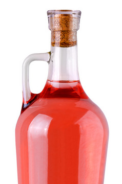 的瓶与红色的酒孤立的白色背景