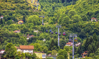 的电缆车电梯从的中心萨拉热窝绿色特雷贝维奇山波斯尼亚和黑塞哥维纳电缆车电梯从的中心萨拉热窝绿色特雷贝维奇山波斯尼亚和黑塞哥维纳