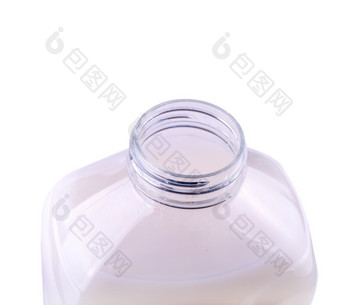 新打开清晰的塑料瓶与粉红色的液体为洗打开清晰的塑料瓶与粉红色的液体