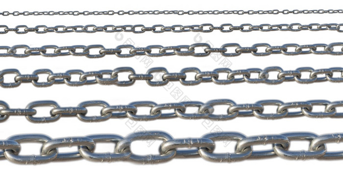 集铬链不同的大小孤立的白色背景集铬链不同的大小