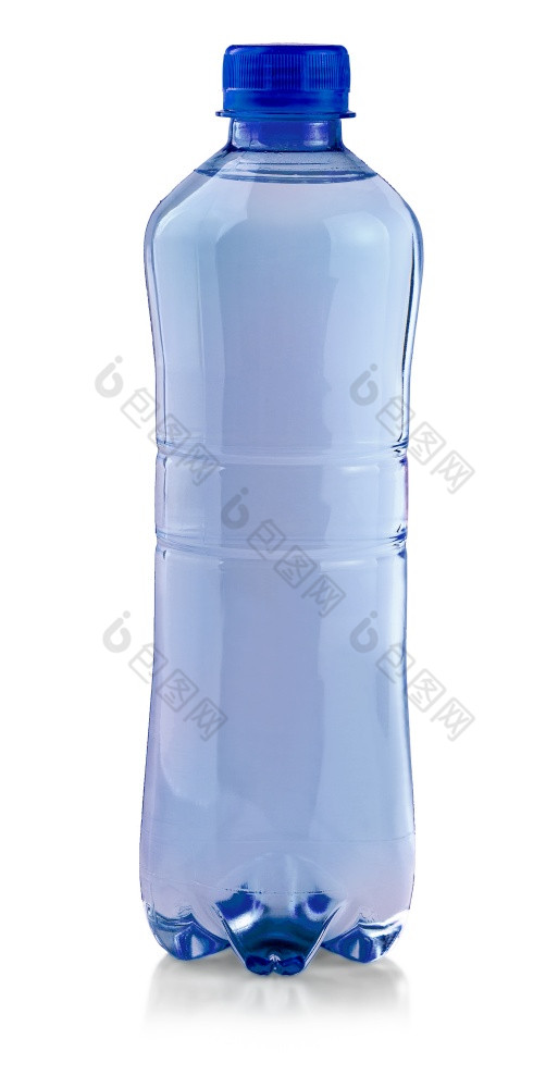 关闭蓝色的塑料瓶白色背景的关闭蓝色的塑料瓶白色背景