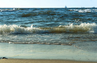 船的海的地平线海波的海滩风暴的波罗的海海船的海的地平线风暴的波罗的海海海波的海滩