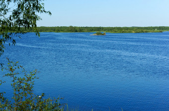 <strong>湖</strong>池塘为钓鱼的渔民的船的<strong>风景</strong>美丽的池塘的渔民的船<strong>湖</strong>池塘为钓鱼的<strong>风景</strong>美丽的池塘