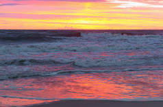 日落的波罗的海海美丽的日出和波的海美丽的日出和波的海