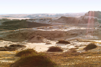 沙子沙丘黎明阴霾的地平线桑迪山阴霾的地平线桑迪山沙子沙丘黎明