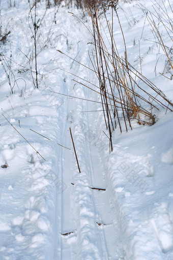 滑雪跟踪雪滑雪跟踪两个滑雪跟踪两个滑雪跟踪滑雪跟踪雪滑雪跟踪