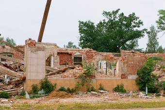 老毁了建筑砖倒塌砖房子倒塌砖房子老毁了建筑砖