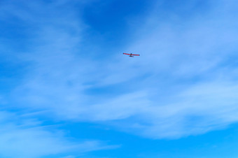 滑翔机的天空小飞机翱翔的蓝色的天空小飞机翱翔的蓝色的天空滑翔机的天空