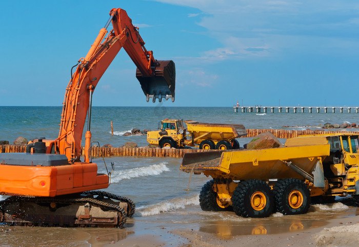 建设防波堤海建设设备的波罗的海海建设设备图片