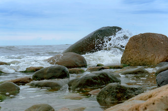 巨大的<strong>石头</strong>的海滨的波休息时间的<strong>石头</strong>的波休息时间的<strong>石头</strong>巨大的<strong>石头</strong>的海滨