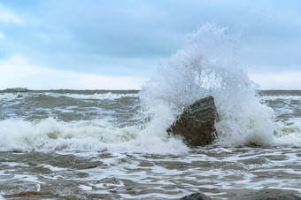 海波垮掉的一代石头<strong>狂风暴雨</strong>的天气的海<strong>狂风暴雨</strong>的天气的海海波垮掉的一代石头