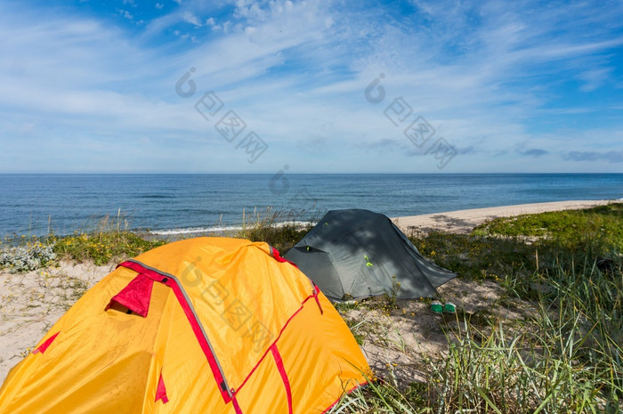 野营的海海岸线旅游帐篷的波罗的海海海岸旅游帐篷的波罗的海海海岸野营的海海岸线