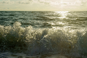 的波的海阳光海波的太阳海波的太阳的波的海阳光