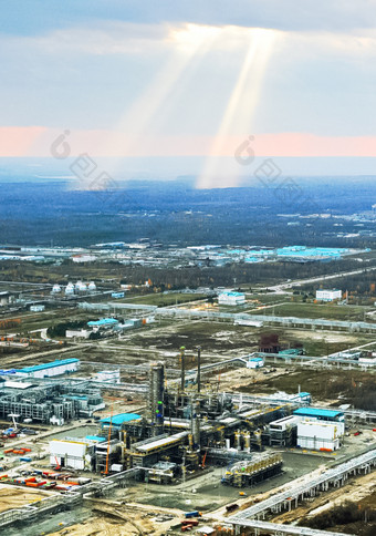 石化和炼油厂工业景观视图的植物石化和炼油厂工业景观