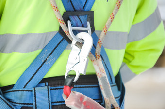 的钩的安全竖钩附加的安全带穿的工人钩的安全竖钩附加的安全带穿的工人