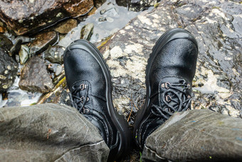 黑色的山<strong>靴子</strong>河鞋子为旅游徒步旅行防水<strong>靴子</strong>