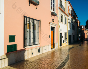 管理街场景与典型的<strong>葡萄牙</strong>语体系结构和鹅卵石的历史中心管理街场景与典型的<strong>葡萄牙</strong>语体系结构和鹅卵石的历史中心