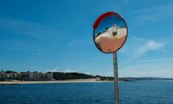 细节的历史堡俯瞰的河塔霍河河口反射附近里斯本葡萄牙细节的历史堡俯瞰的河塔霍河河口反射附近里斯本葡萄牙
