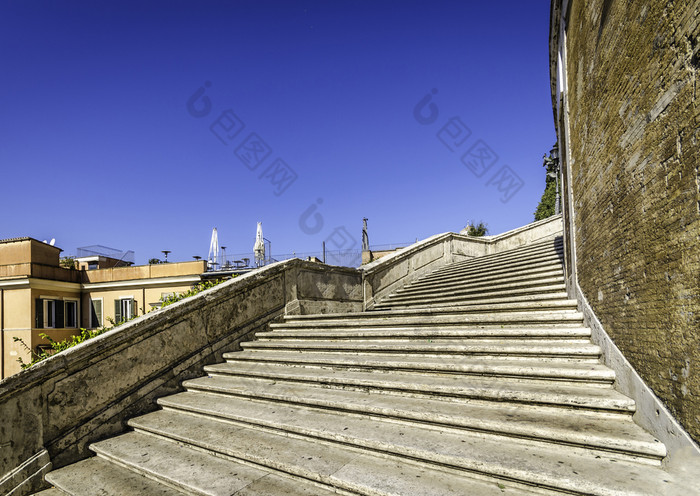 宽角视图的陡峭的坡西班牙语步骤罗马意大利与复制空间宽角视图的陡峭的坡西班牙语步骤罗马意大利与复制空间