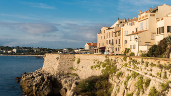 外观传统的建筑斗鳗科特rsquo天蓝色法国下一个的地中海海外观传统的建筑斗鳗科特rsquo天蓝色法国下一个的地中海海