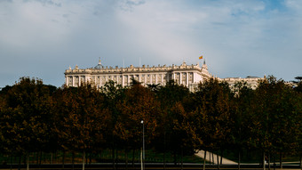 的皇家宫Palacio中东马德里具有里程碑意义的的皇家宫Palacio中东马德里具有里程碑意义的