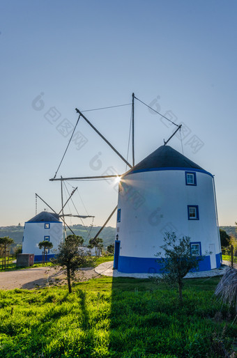 典型的葡萄牙语风车辛特拉葡萄牙典型的葡萄牙语风车辛特拉葡萄牙