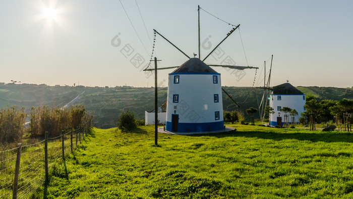 典型的葡萄牙语风车辛特拉葡萄牙典型的葡萄牙语风车辛特拉葡萄牙