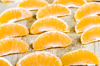 去皮从的苦皮美味的甜蜜的多汁的橘子橙色颜色特写镜头美味的甜蜜的多汁的橘子