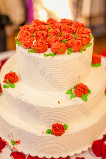 婚礼蛋糕白色与玫瑰婚礼蛋糕
