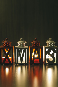 圣诞节装饰与小蜡烛灯笼
