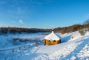 的神圣的irinarkhovo春天阳光明媚的冬天一天附近的村考罗沃鲍里索格列布斯基区雅罗斯拉夫尔地区俄罗斯