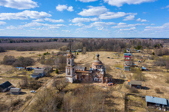 破旧的教堂的<strong>假设</strong>的祝福维珍玛丽的村parkhachevo伊凡诺沃地区俄罗斯空中视图