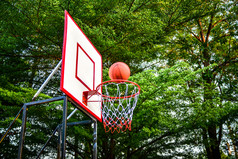 篮球关于浮动篮球