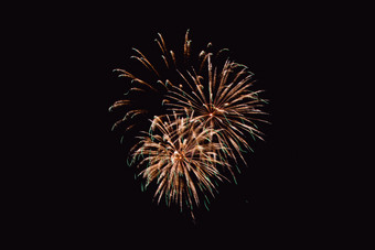 烟花摘要黑暗backgroundcolorful烟花的晚上天空新一年庆祝活动烟花摘要烟花黑色的背景与免费的空间为文本