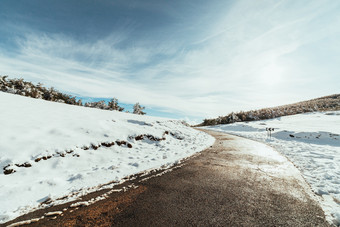 <strong>雪</strong>山<strong>路</strong>日出西班牙