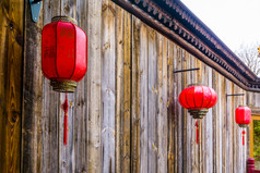 中国人灯笼挂木墙亚洲新一年传统